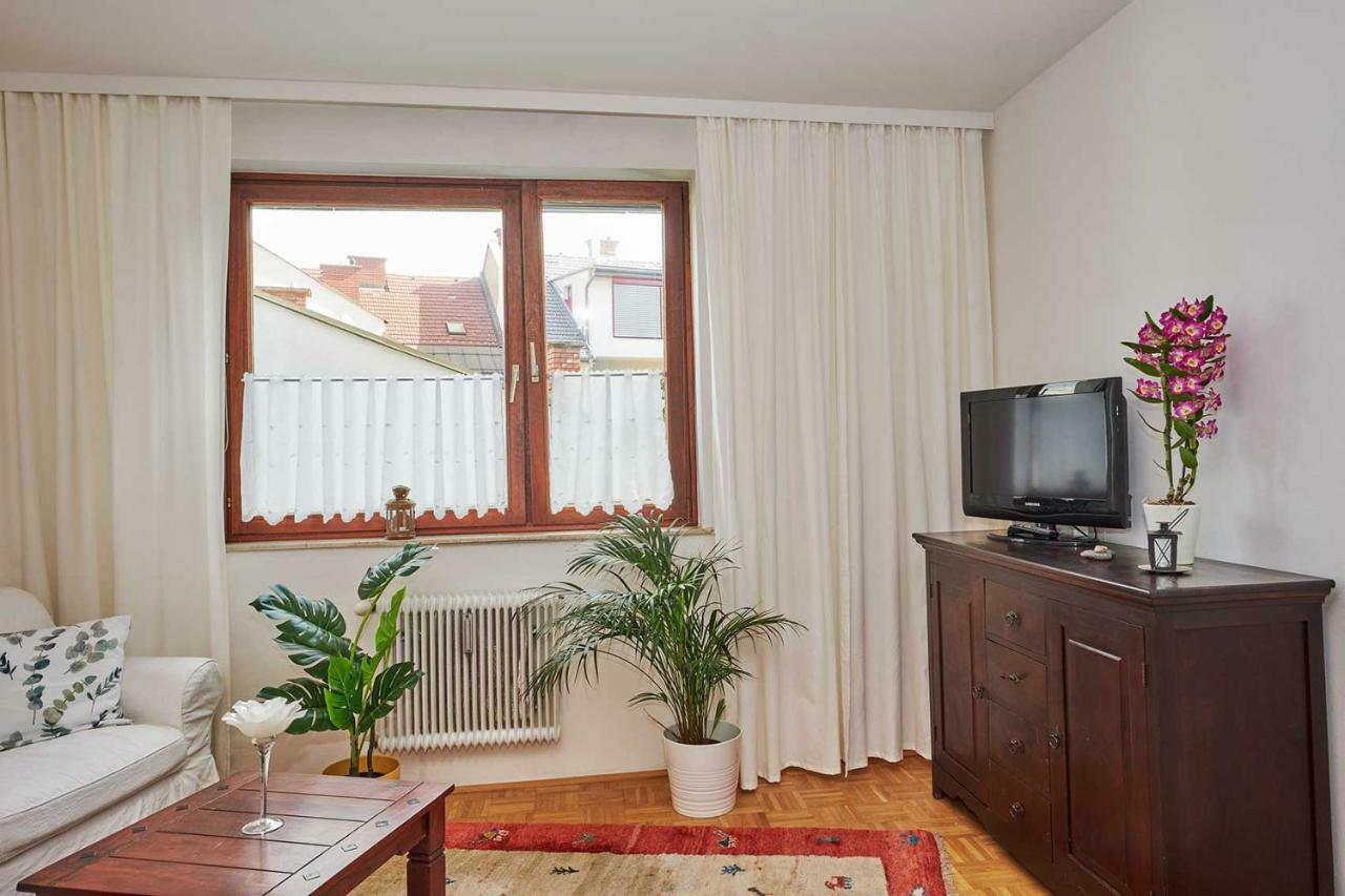 Wohnen Im Kolonialstil Inklusive Tiefgarage, Kontaktloser Check-In Klagenfurt am Woerthersee ภายนอก รูปภาพ